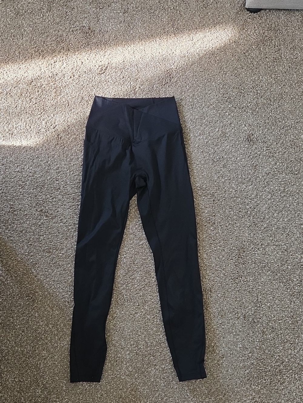 HALARA Black High-Rise Performance Leggings